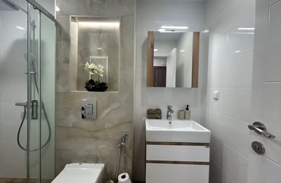 Location longue durée d’un appartement confortable de 2 pièces, quartier Mladost, Varna, Bulgarie